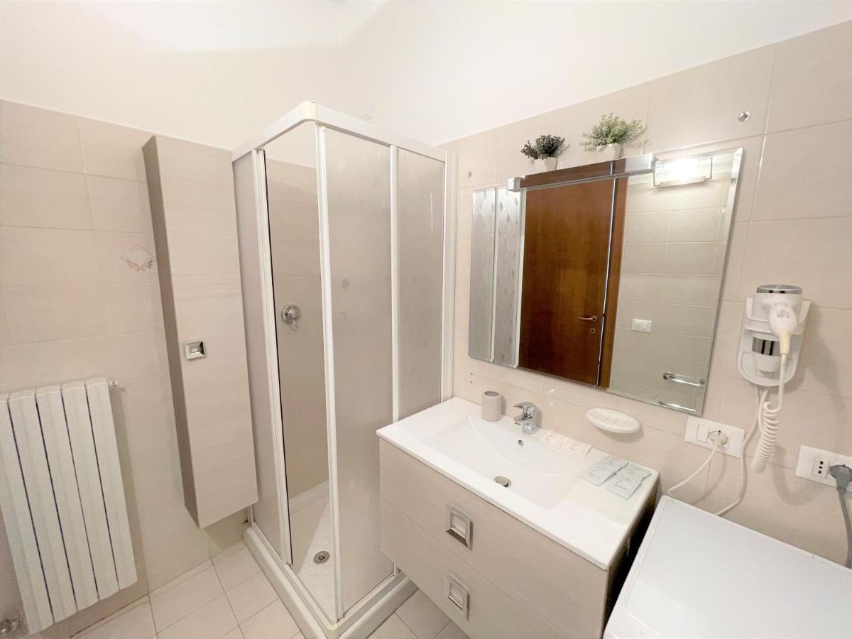Desenzanoloft Le Petit Bijou - Restyling 2025 - Downtown Desenzano del Garda Luaran gambar