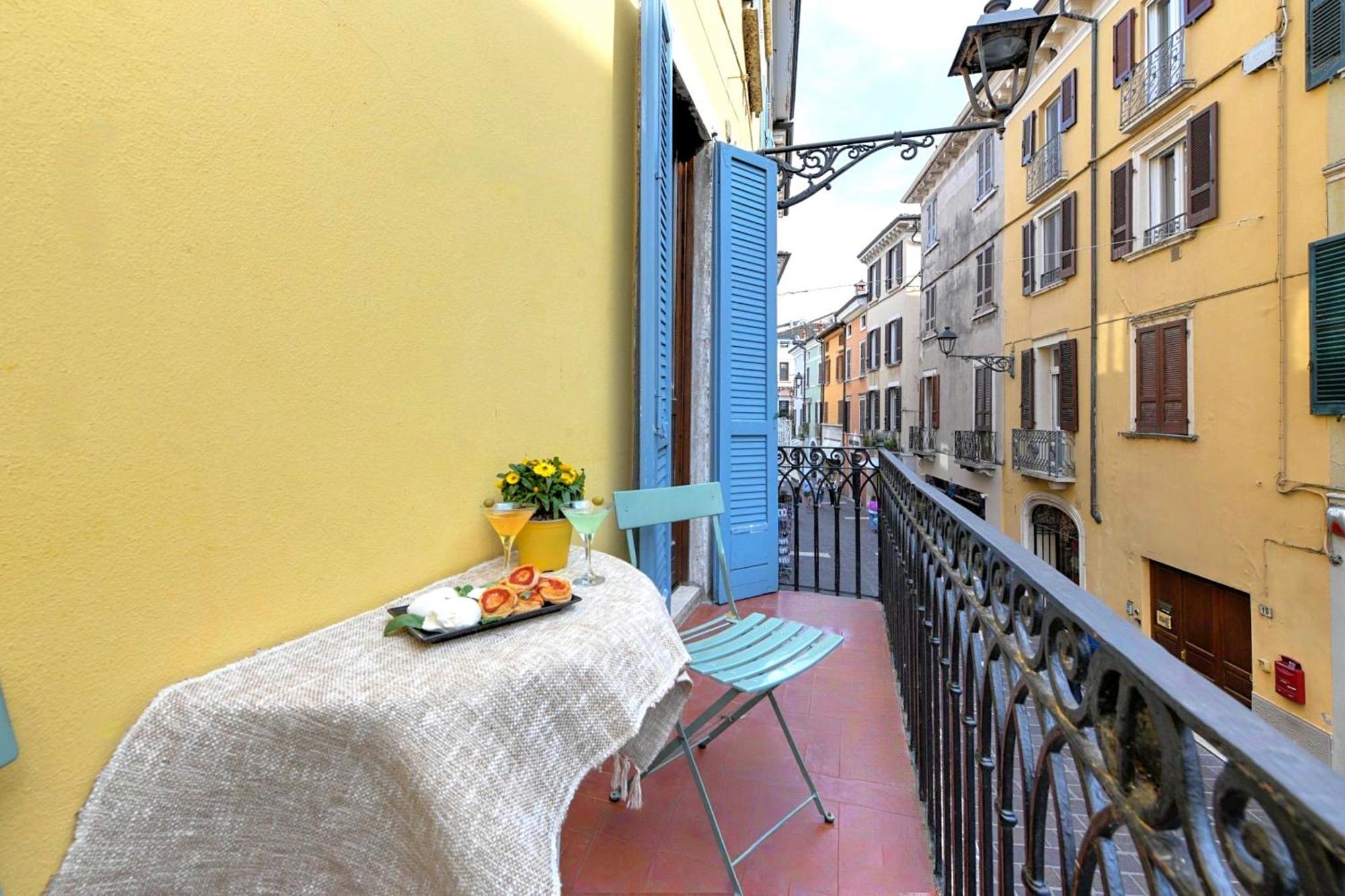 Desenzanoloft Le Petit Bijou - Restyling 2025 - Downtown Desenzano del Garda Luaran gambar