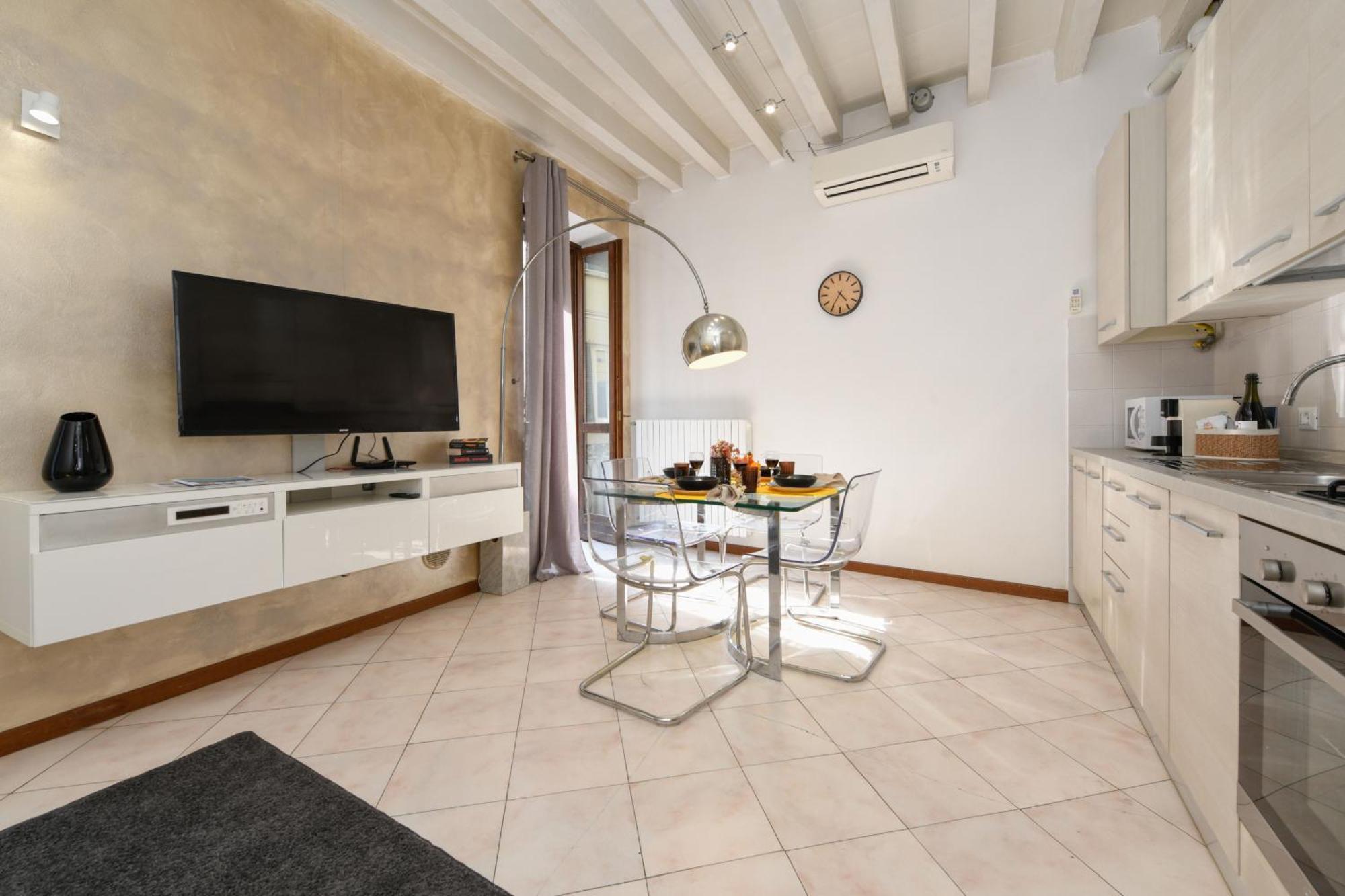 Desenzanoloft Le Petit Bijou - Restyling 2025 - Downtown Desenzano del Garda Luaran gambar