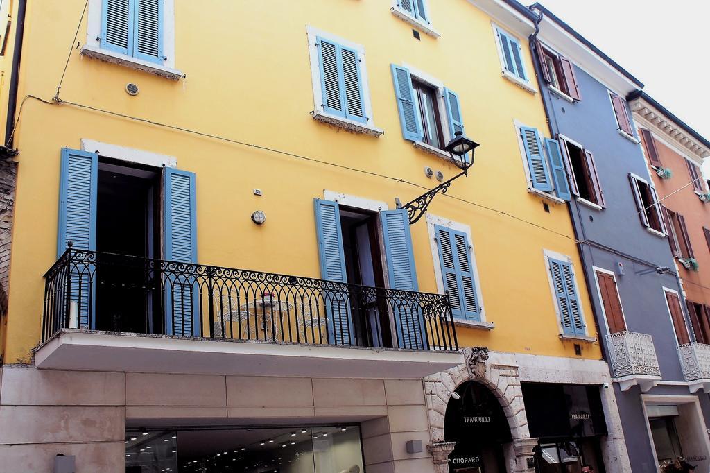Desenzanoloft Le Petit Bijou - Restyling 2025 - Downtown Desenzano del Garda Luaran gambar